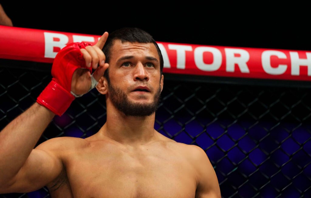 snapwordz.com-3k-wtkqlm4gOz-1024x653 Usman Nurmagomedov Saunadan Çıkıp Doğrudan Soğuk Nehre Atladı!